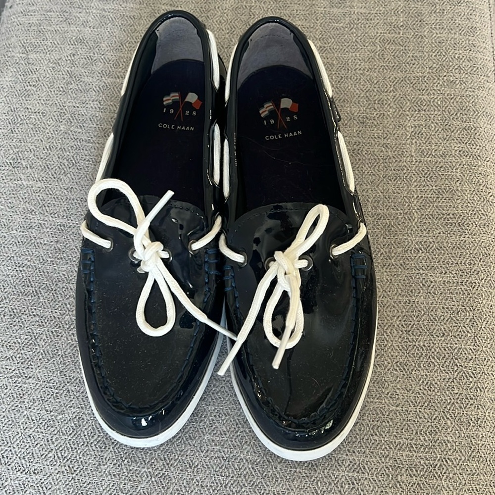 Cole Haan dock shoes slipper 7 1/2 flats loafers